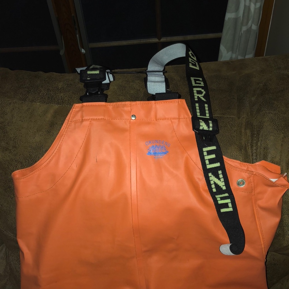 Grundens Bib